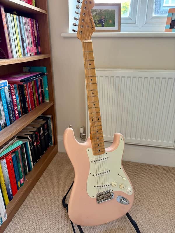 ギター Fender American Vintage 56 strat 2cs Fender American Vintage '56 Stratocaster | Reverb
