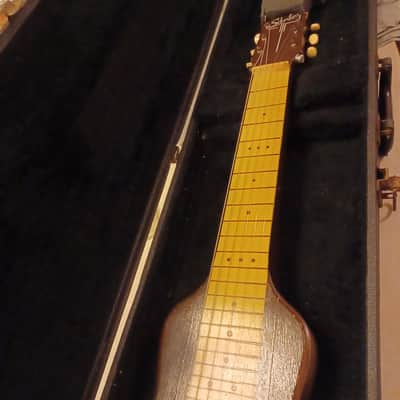 Silvertone Model 1319 (1947-54) 1947-54 W/ Hard Case image 4