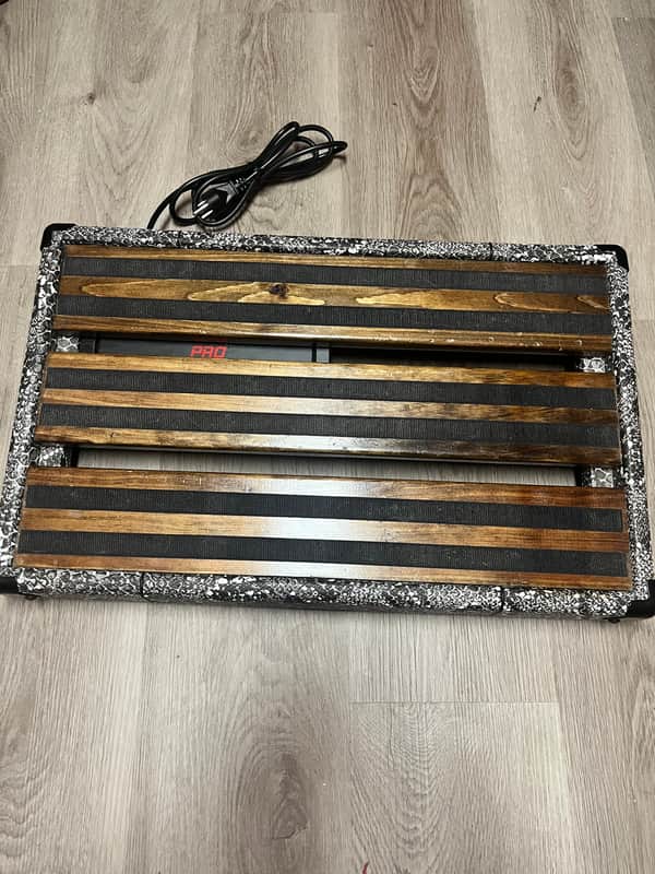 Doomboard Pedalboard - Python Snakeskin Tolex - with 1 Spot Pro power supply image 1