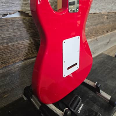 Fender Standard Stratocaster with Vintage Tremolo, Maple Fretboard 1991 - 1997 - Crimson Red Metallic image 15