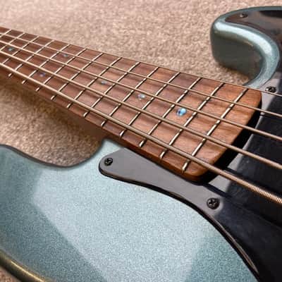 Fender Squire Contemporary Bass HH V 2021 - gloss 9.6lb image 4