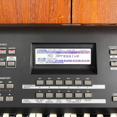 Yamaha MOX6 61-Key Semi-Weighted Music Production Synthesizer Workstation w/ power supply image 4