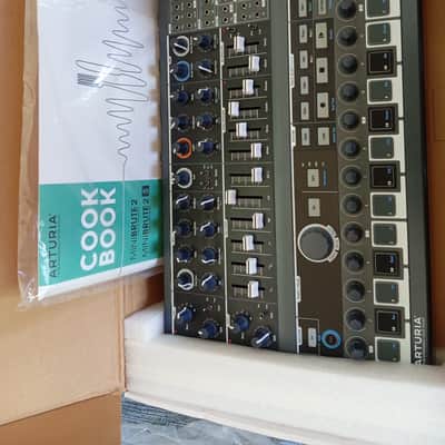 Arturia MiniBrute 2S Desktop Synthesizer 2018 - Present - Black image 2