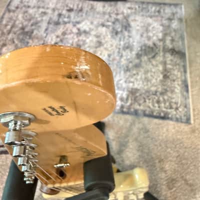 Fender Stratocaster 2001 - American Standard Yellow Maple Neck image 7