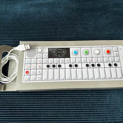 Teenage Engineering OP-1 Portable Synthesizer Workstation 2011 - Present - White image 5