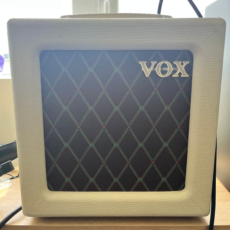 Vox AC4TV 4-Watt 1x8" Guitar Combo 2009 - 2019 - Tan image 1