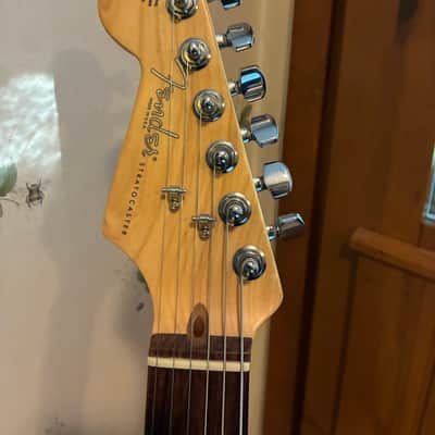 Fender Highway One Stratocaster Left-Handed with Rosewood Fretboard 2003 - 2005 - Sapphire Blue Transparent- Seymour Duncan SSL-6 pickups image 3