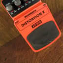 Behringer XD300 Distortion X Red Effects Pedal