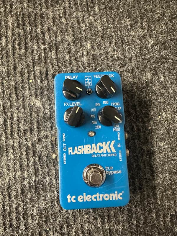 TC Electronic Flashback Delay & Looper 2014 - 2017 - Blue image 1
