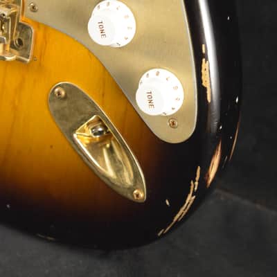 Fender Custom Shop '55 Stratocaster Relic Wide Fade 2-Color Sunburst Gold Hardware image 6