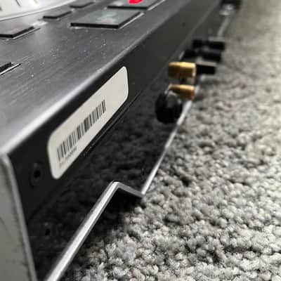 Numark NS7 DJ Controller Mixer Motorized 7" Turntable Platters Serato ITCH image 5