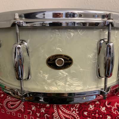 Slingerland No. 153 Super Gene Krupa Radio King 5.5x14" 8-Lug Solid Maple Snare Drum with Clamshell Strainer 1960 - 1962 - White Marine Pearl image 3