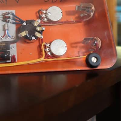 Isle of Tone Haze 67 Fuzz - USED image 12