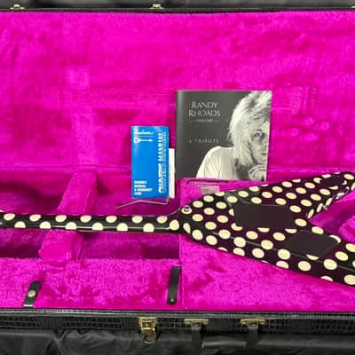 1998 Jackson USA Custom Shop Randy Rhoads - Limited Edition Flying V - Black with White Polka Dots - 150/150 image 12