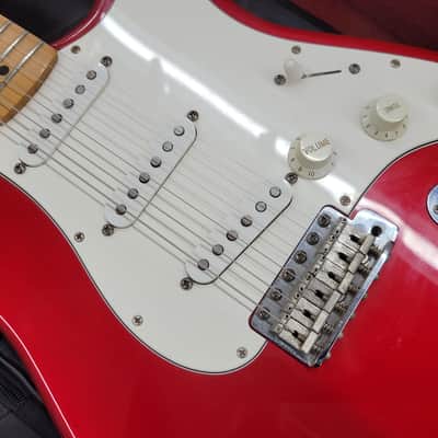 Fender California Stratocaster with Maple Fretboard with Gigbag 1997 - Candy Apple Red image 5