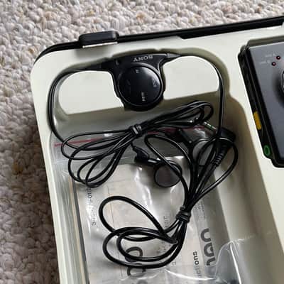 [RARE FULL BOX] Sony WM-600 Walkman Cassette Player, NM Shape, Working ! image 11