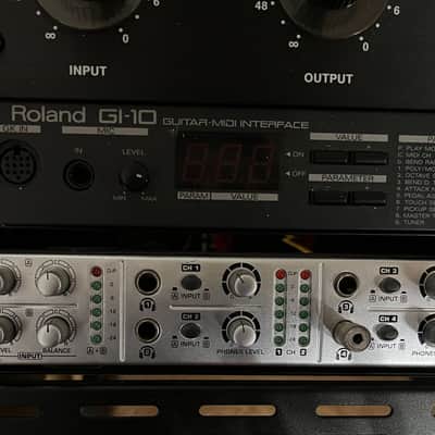 Roland GI-10 GUITAR-MIDI INTERFACE 1995 Black