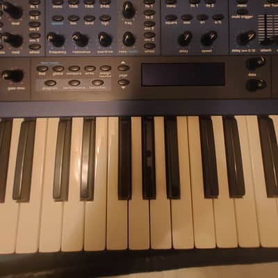 Novation Nova II 49-Key 24-Voice Synthesizer 2004 - Blue image 18