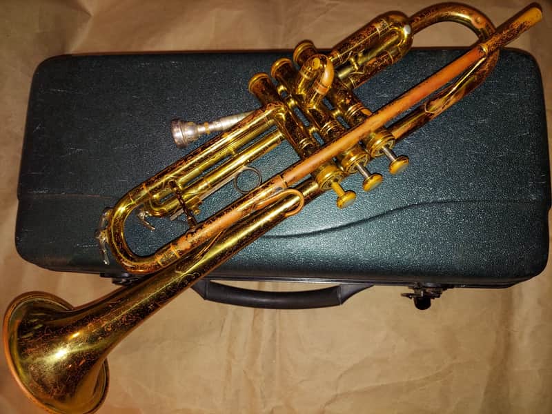 King Cleveland 600 Bb Trumpet Brass with Case, Good Playing Condition image 1