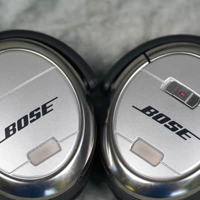 Bose QuietComfort 3 Acoustic Noise Cancelling Headphones, Black image 6