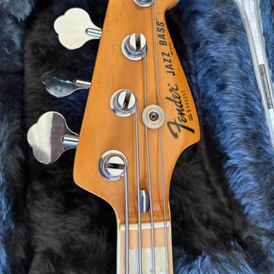 Fender Jazz Bass 3-Bolt with Maple Fretboard 1977 - 1978 - Cherry Sunburst image 3