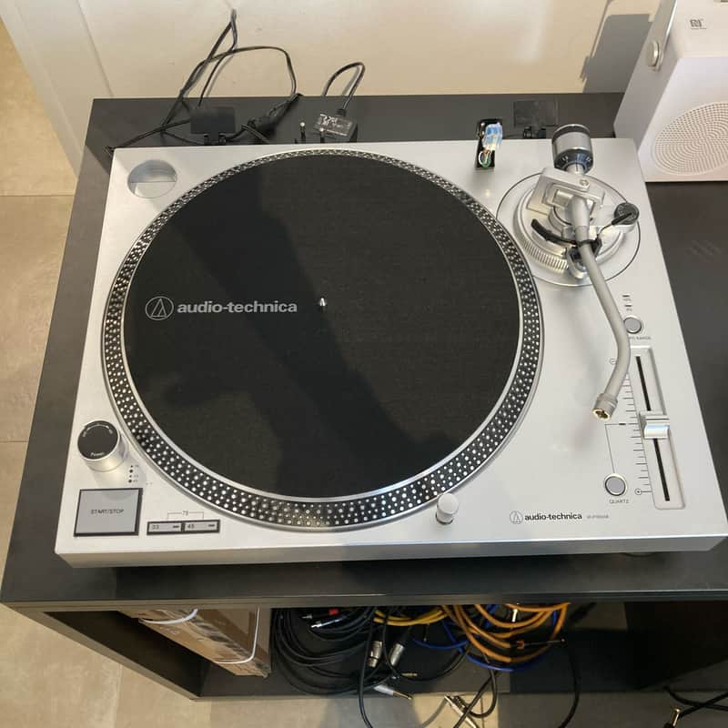 Audio-Technica AT-LP120XUSB Direct Drive Turntable with USB 2019 - Present - Black