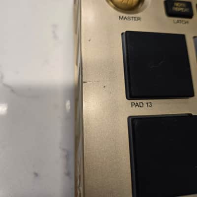 Akai MPC Live II Standalone Sampler / Sequencer Gold Edition 2022 - Present - Gold image 7