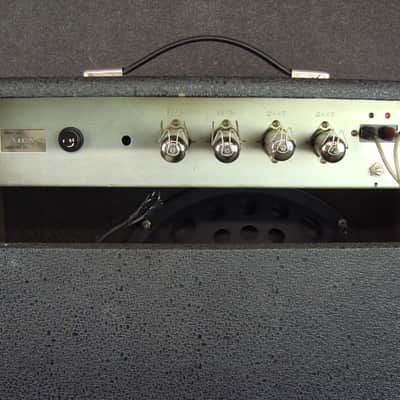 Vintage Univox Lead Model Tube Guitar Amplifier Combo Amp 2x12 image 9