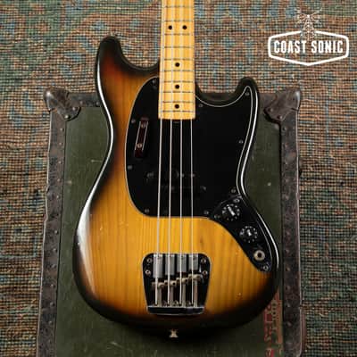 1977 Fender Mustang Bass, made in USA, sunburst, with original hard case image 5