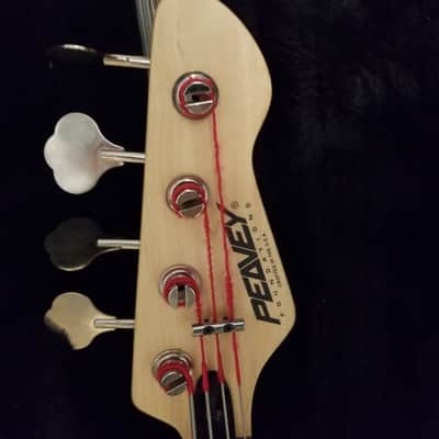 Peavey Foundation Bass Guitar (Candy Apple Red) image 5