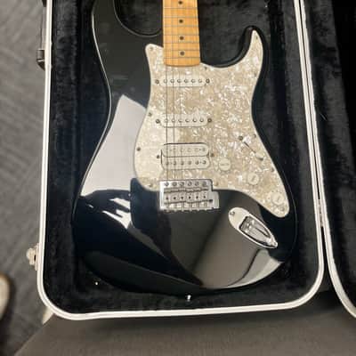 Fender Standard HSS Stratocaster with Maple Fretboard 1999 - 2005 Black image 2