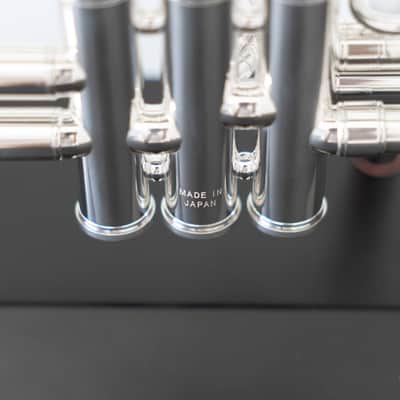 Yamaha YTR-8335IIS Xeno Bb Trumpet (SN 5618xx) image 14