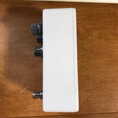 PedalPCB Oasis 2022 - White / Dark Gray image 4