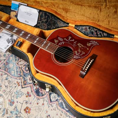 Gibson Custom 1960 Reissue Hummingbird Heritage Cherry Sunburst image 1