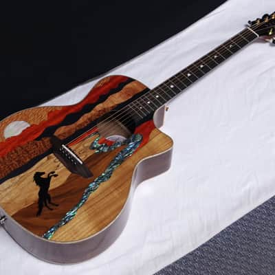 LUNA Vista Stallion acoustic electric guitar - Exotic Wood Top w/ Hard Shell Case image 3