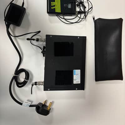 Shure SLX4 with SLX1 beltpack and Sennheiser ME104 cardioid tie clip mic 2005 - black steel with plastic beltpack image 6