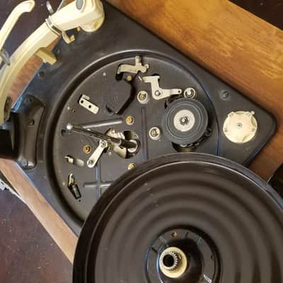 Garrard RC121 MKII 4-speed auto record-changer turntable Early Stereo and plinth Sonotone cartridge MPM3 pickup 1958 - Cream image 12