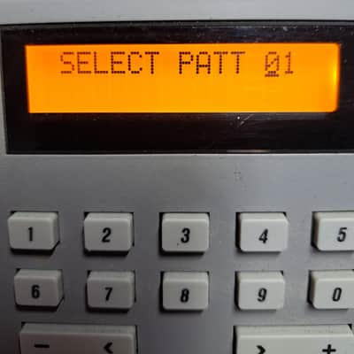 Alesis HR-16 Orange LCD