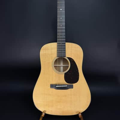 Martin D-18 Natural image 1