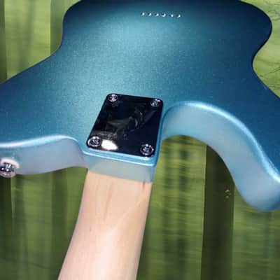 ⚠️ 2016 G&L ASAT Classic Blues Boy Metallic Baby Blue! Mint! ⚠️ image 10