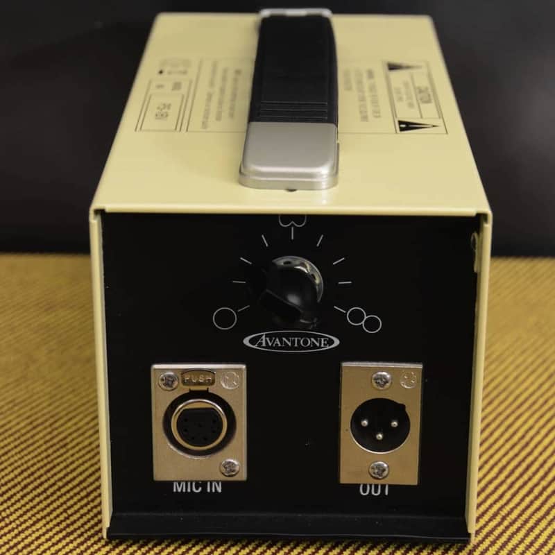 Avantone Audio BV-12 Multipattern Tube Condenser Microphone image 3