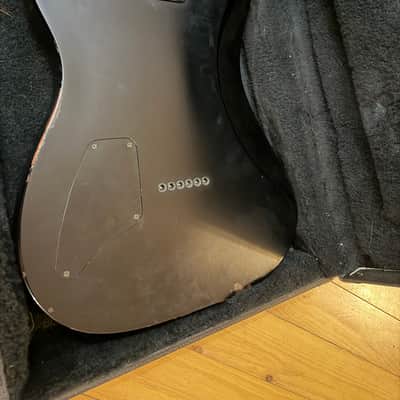2011 American Fender Jim Root Artist Series Signature Stratocaster - Relic image 6