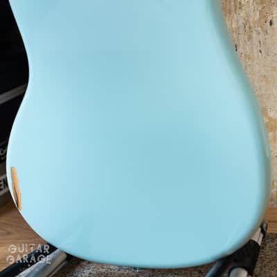 2006 Fender Japan Mustang 65 Vintage Reissue Daphne Blue Seymour Duncan humbucker offset guitar CIJ image 17