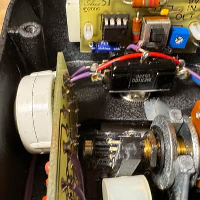 Area 51 "All-options" Wah | ONE WAH TO RULE THEM ALL image 12
