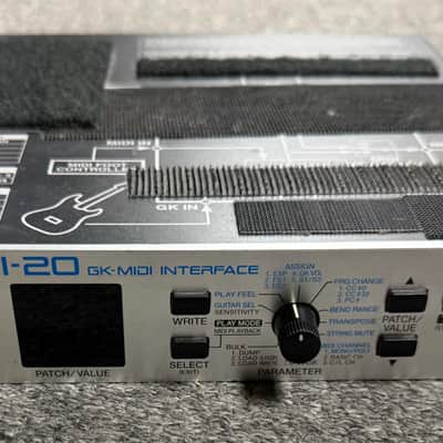 Roland GI-20 GK-MIDI Interface with GK-3 Hexaphonic Divided Pickup for Guitar (Recording)