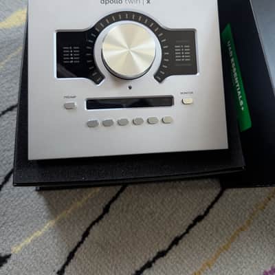 Universal Audio Apollo Twin X Duo Gen 2 Thunderbolt Audio Interface 2024 - Present - Silver image 2
