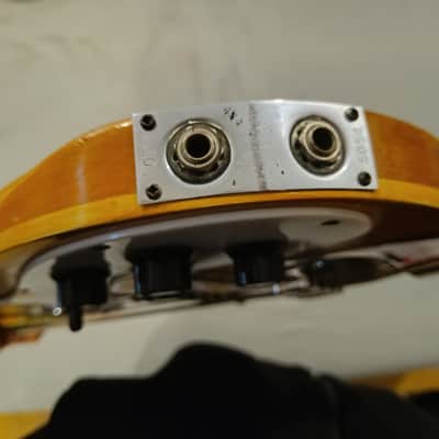 Rickenbacker 4001 1975 - Maple Glow image 8