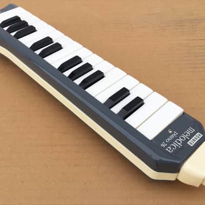 Hohner Melodica Piano 26 Soprano Vintage Keyboard Harmonica image 3