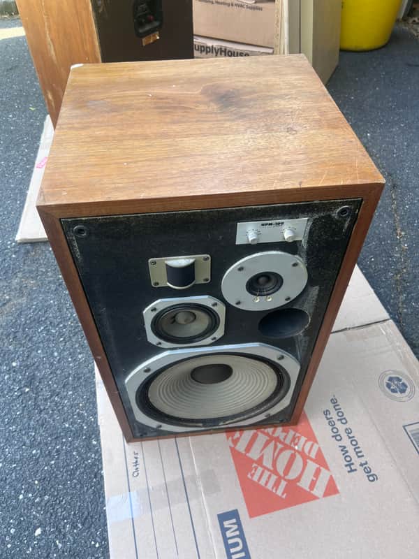 Pioneer HPM-100B 200-Watt 4-Way Loudspeaker Pair | Reverb