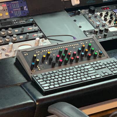 Argosy Console Series 90 Desk image 5